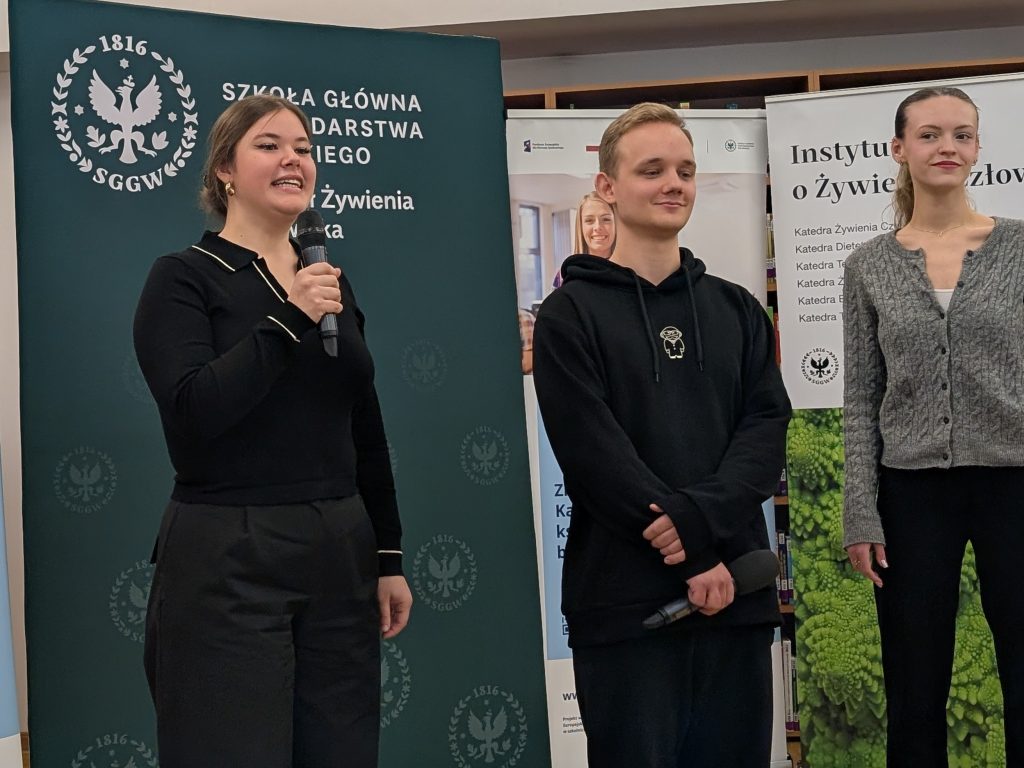 studenci Wydziału Żywienia Człowieka, nagranie webinaru